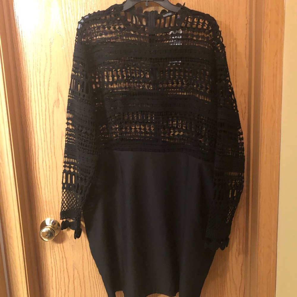 Black Boohoo dress
